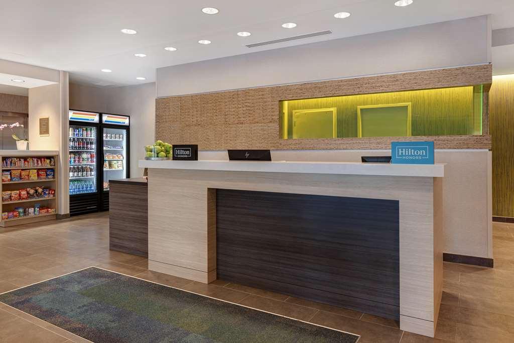 Home2 By Hilton Allentown Airport Hotel 3*